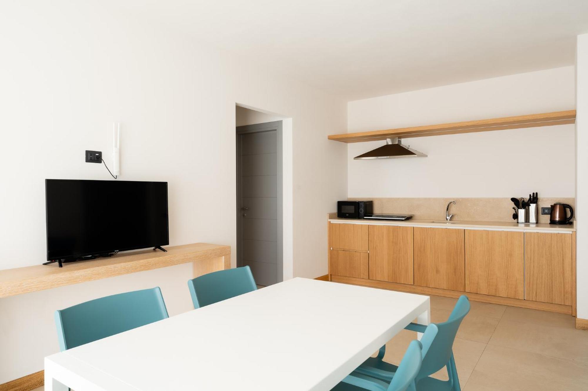 Hotel Delfino プロッキオ エクステリア 写真